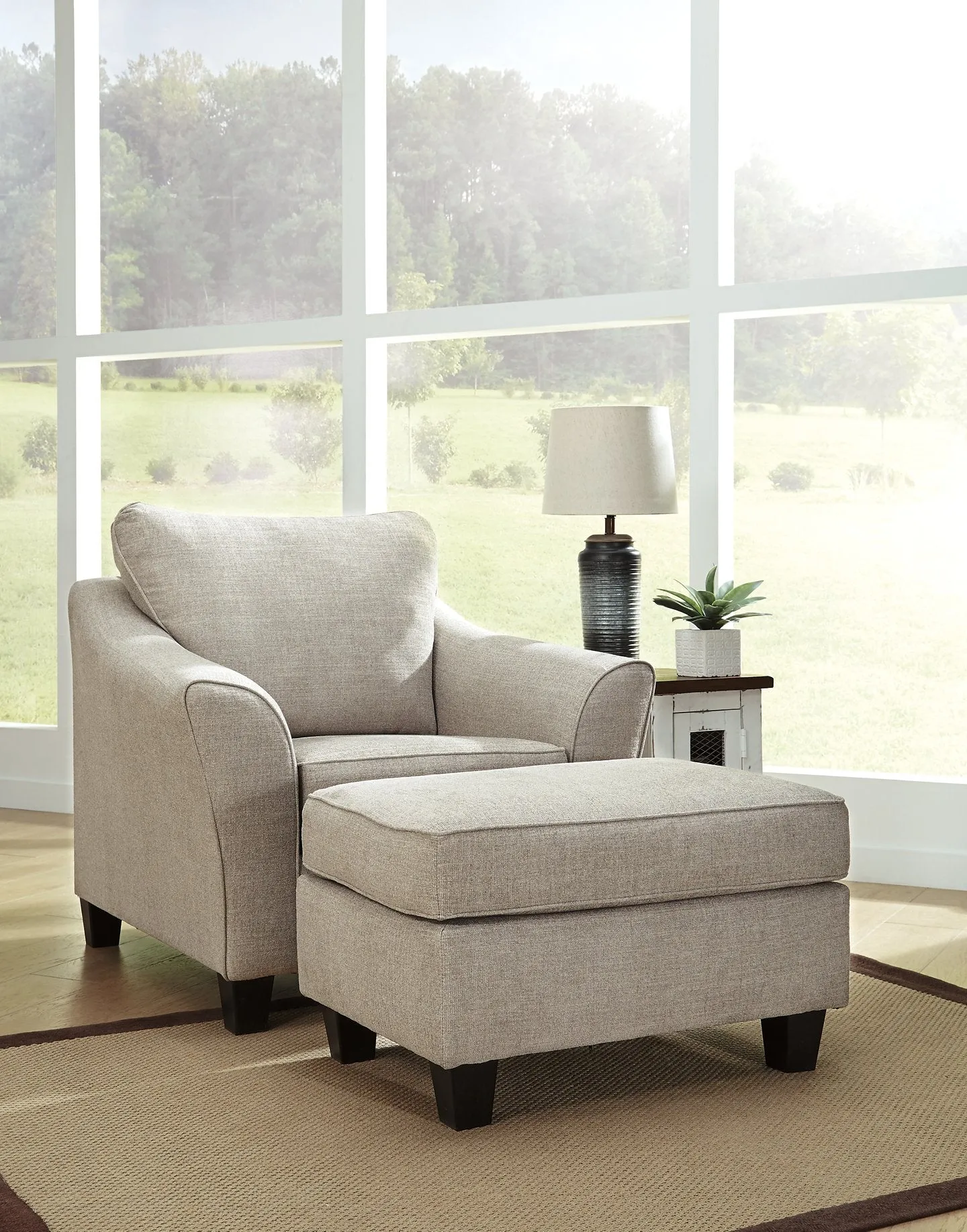 Abney Chair - Classic and Stylish Seating