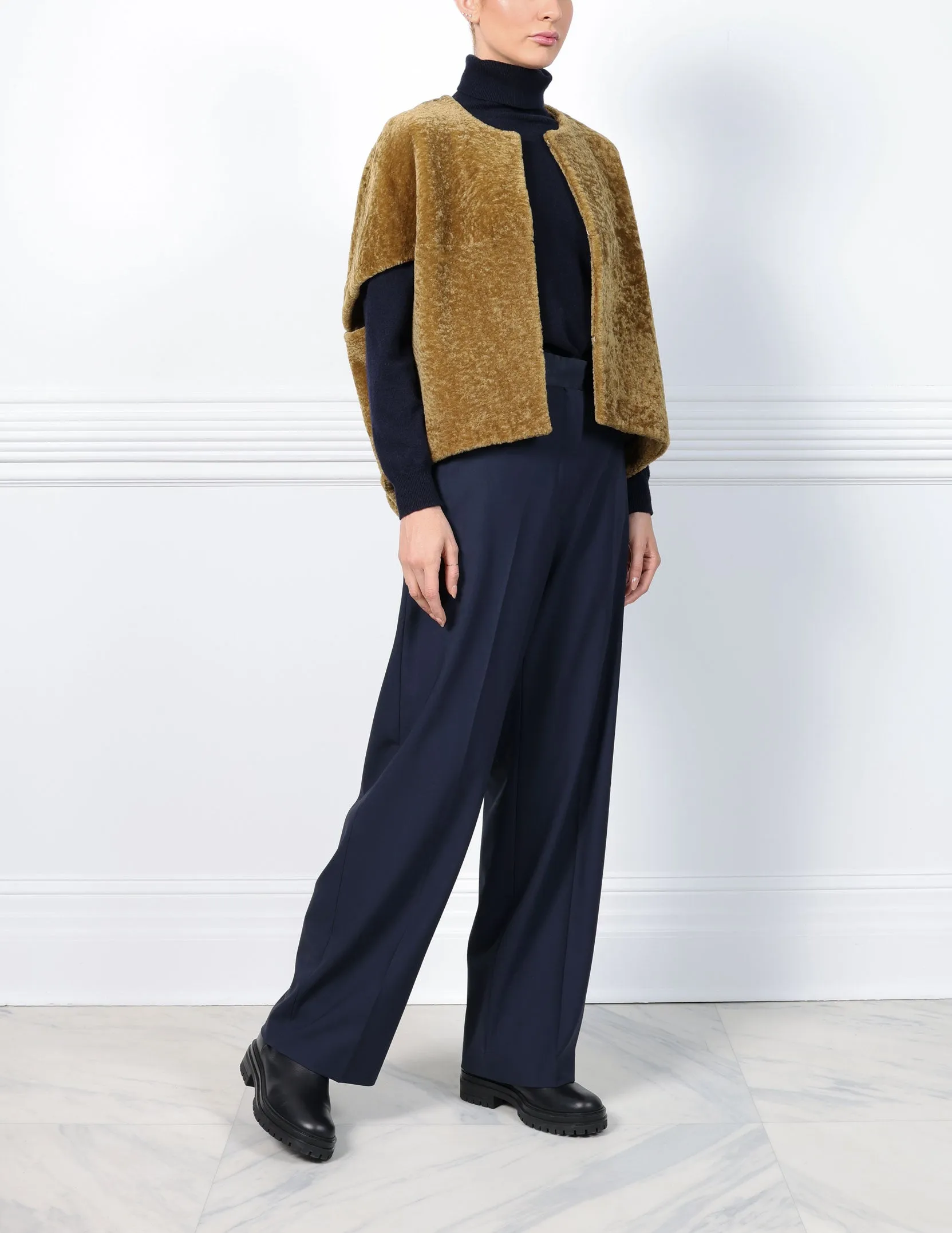 The Frannie Shearling Cocoon Vest