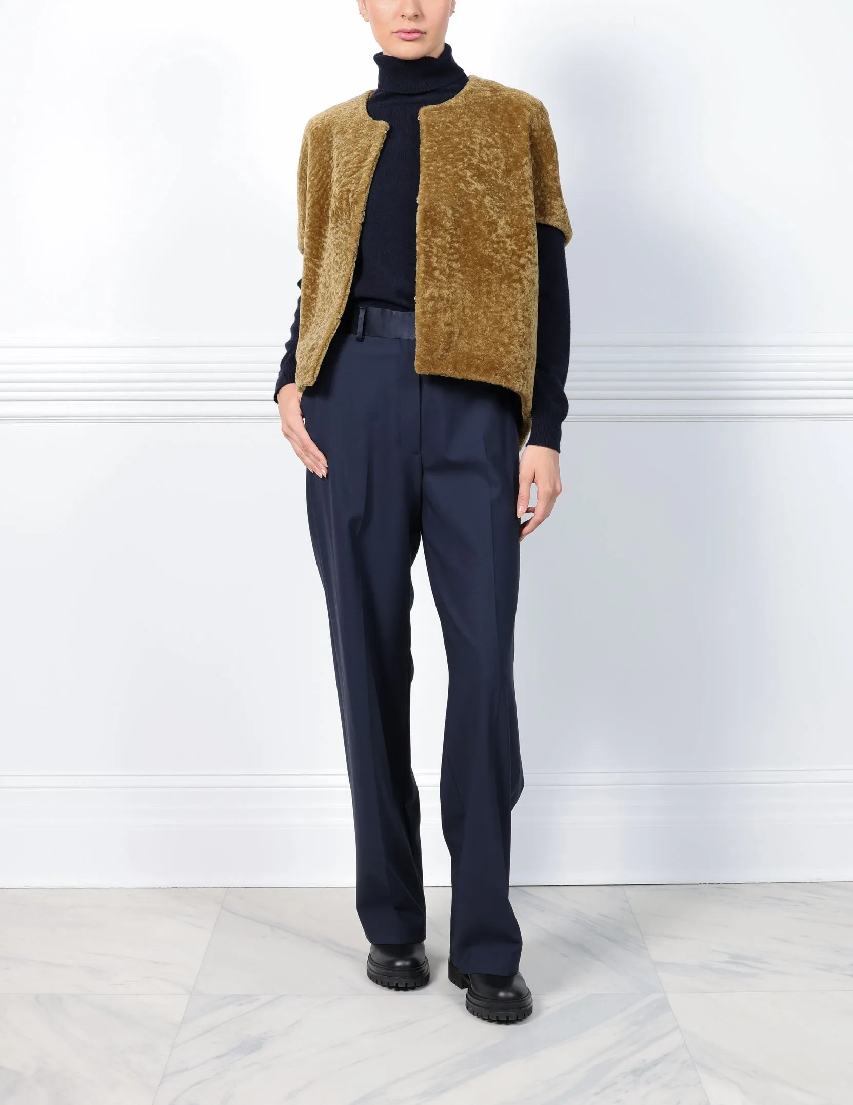 The Frannie Shearling Cocoon Vest